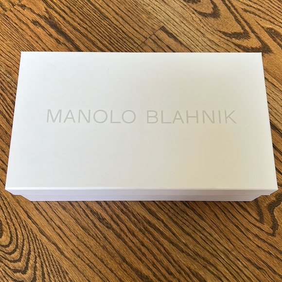 Manolo Blahnik | Accessories | Manolo Blahnik Empty White Shoebox ...